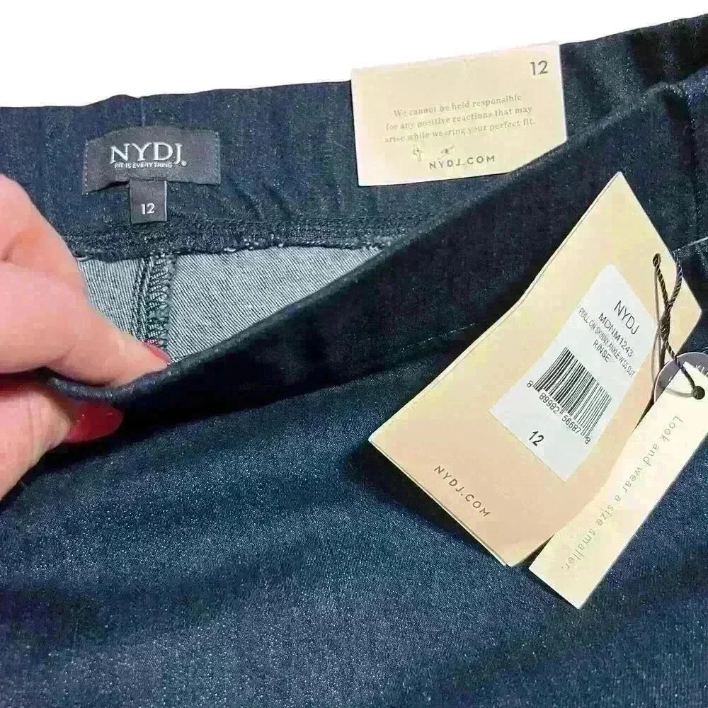 NWT NYDJ Blue Straight Leg Pull On Jeans Size 12 Stretch Casual Comfy Denim - Picture 5 of 5